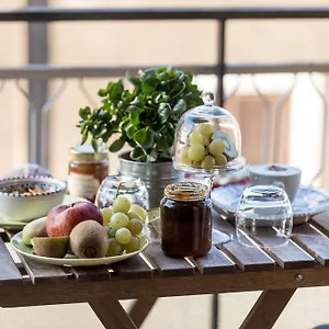 Couette-café Your In, Catane